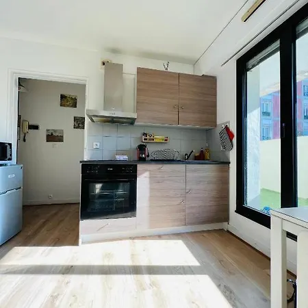 Charmant Appartement En Plein Centre Ville De Nogent Sur Marne Exterior photo