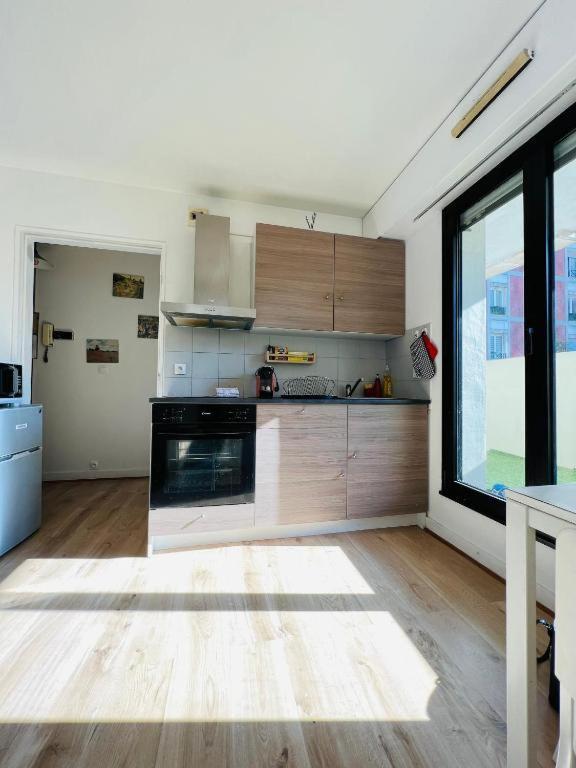 En Plein Centre De Sur Marne Apartment *